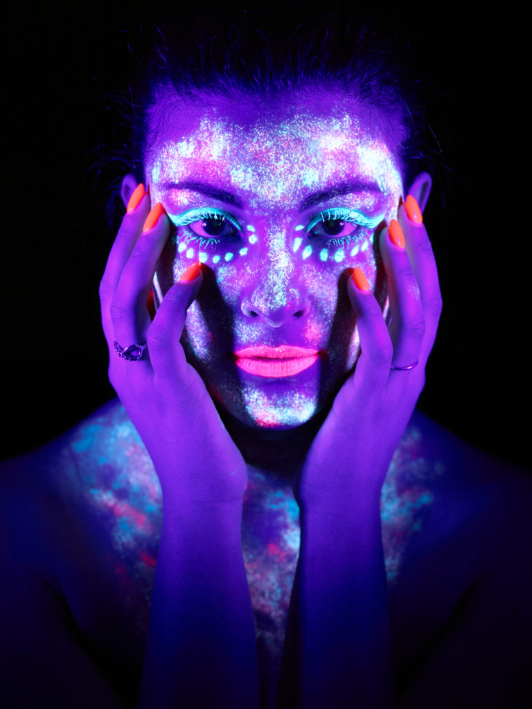 Fotoinstudio-glow-carlet